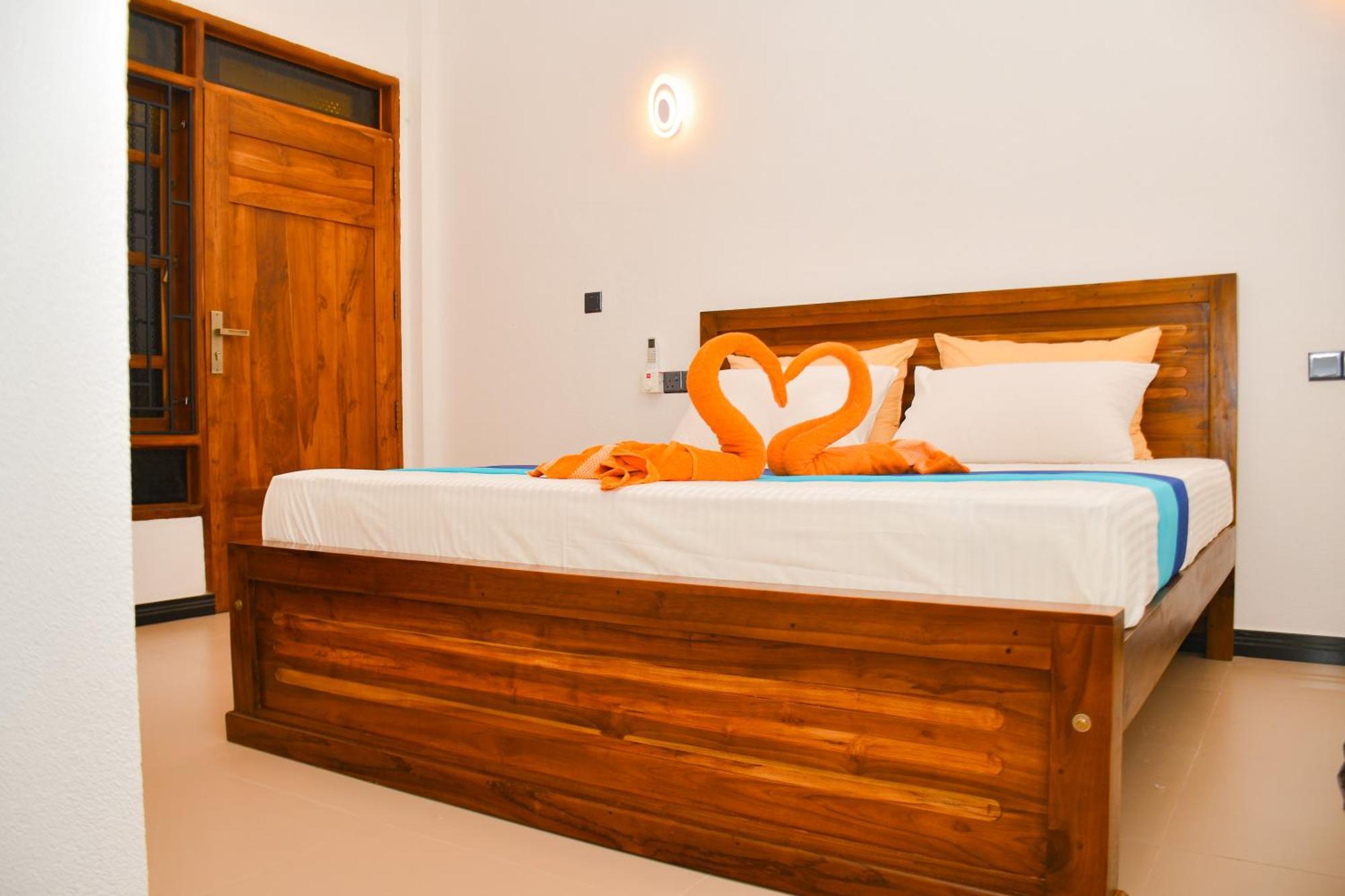 Ocean Grace Bed & Breakfast Аругам Бей Екстериор снимка